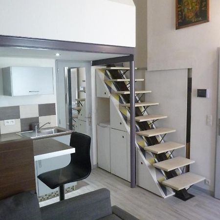 Апартаменты Studio Lourmarin Centre Экстерьер фото