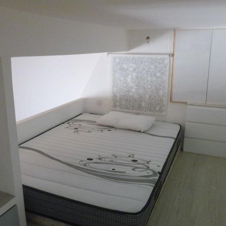 Апартаменты Studio Lourmarin Centre Экстерьер фото