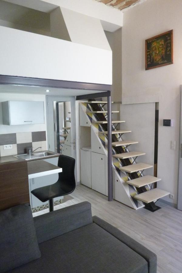 Апартаменты Studio Lourmarin Centre Экстерьер фото